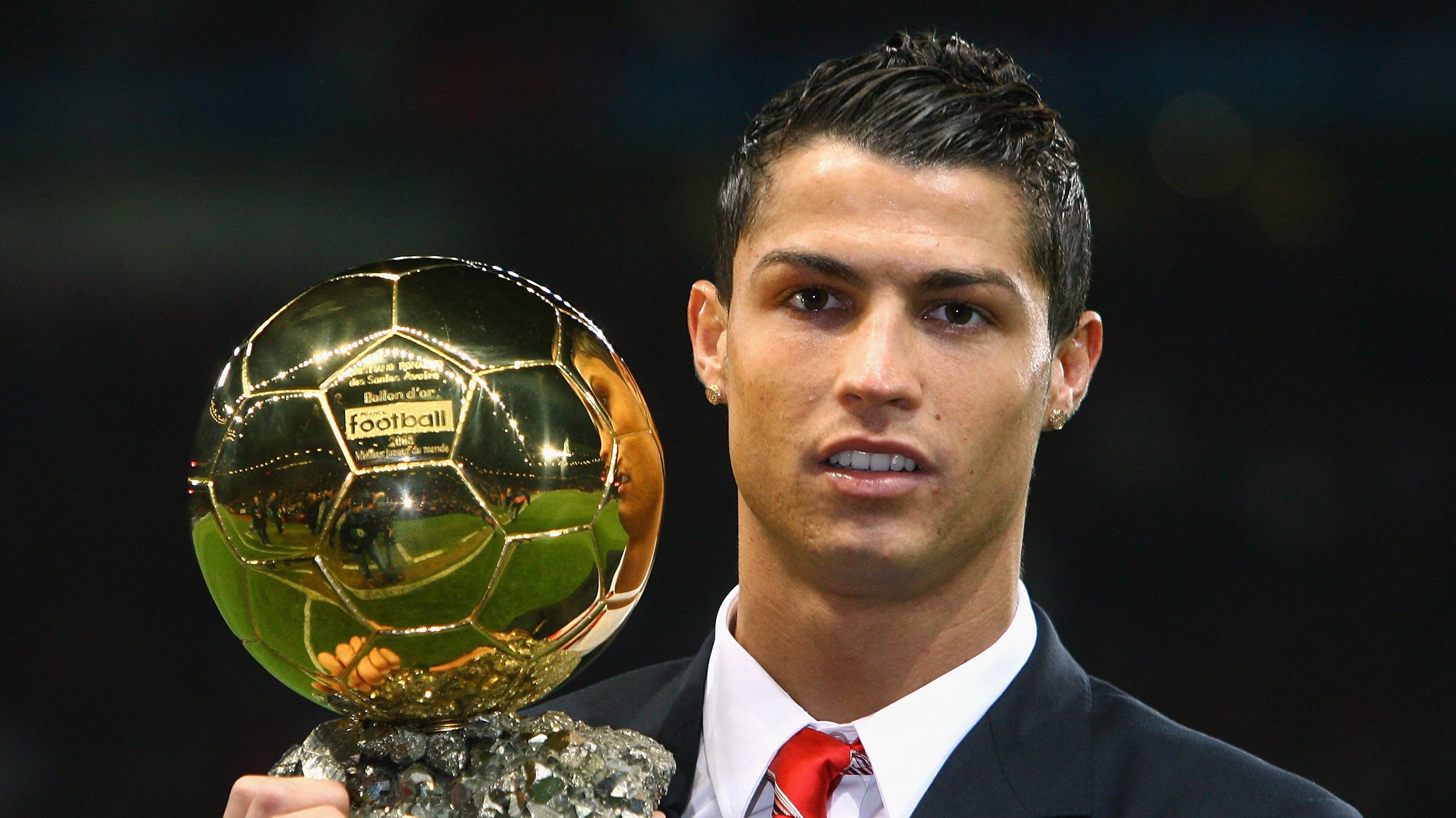 自由泳短距离突尼斯刷新纪录，自由泳短池世界纪录